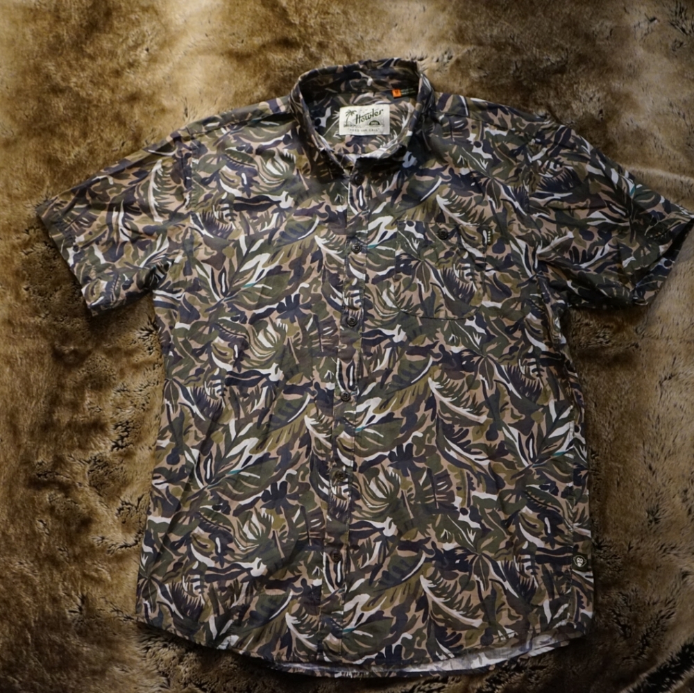 Howler Brother's camo short sleeve button up